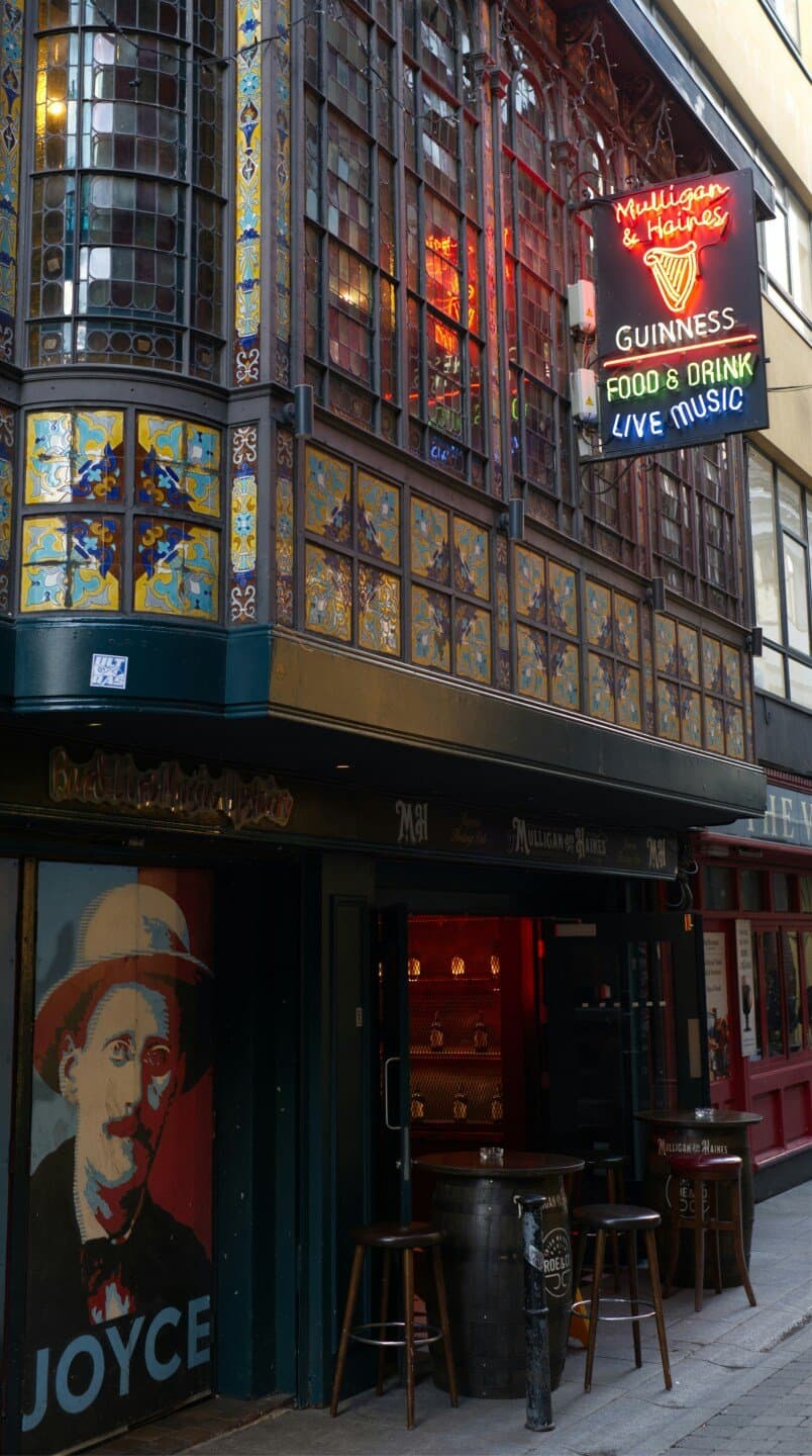 Ye Olde Rose and Crown Theatre Pub, image 1 of 1