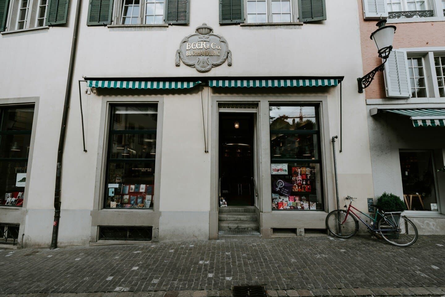 Bücher Eule, image 1 of 1