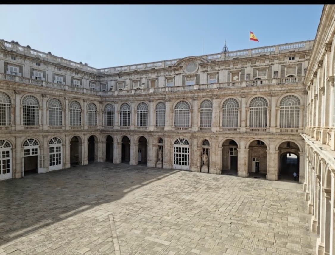 Palacio Real, image 1 of 1