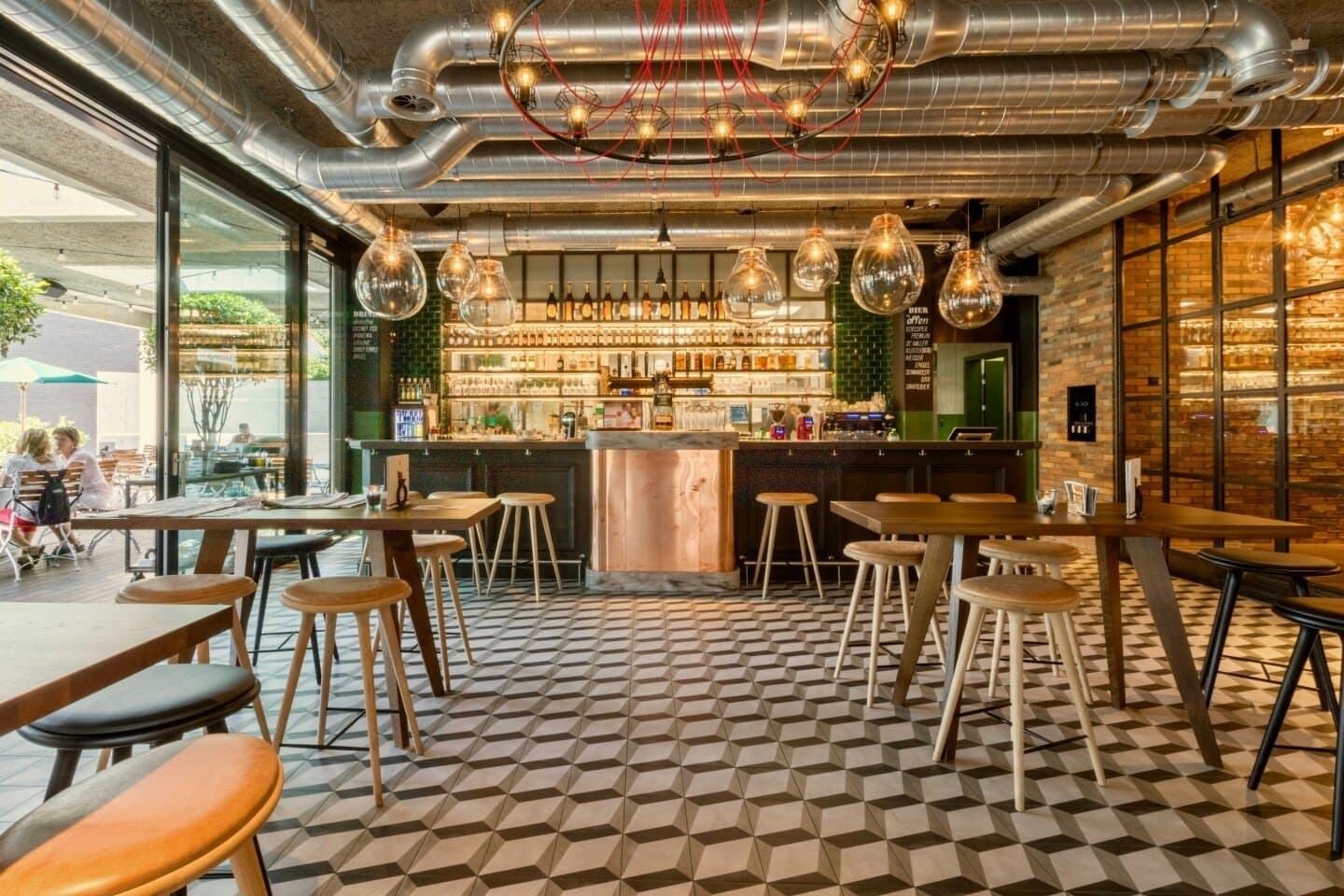Bar Astor, image 1 of 1