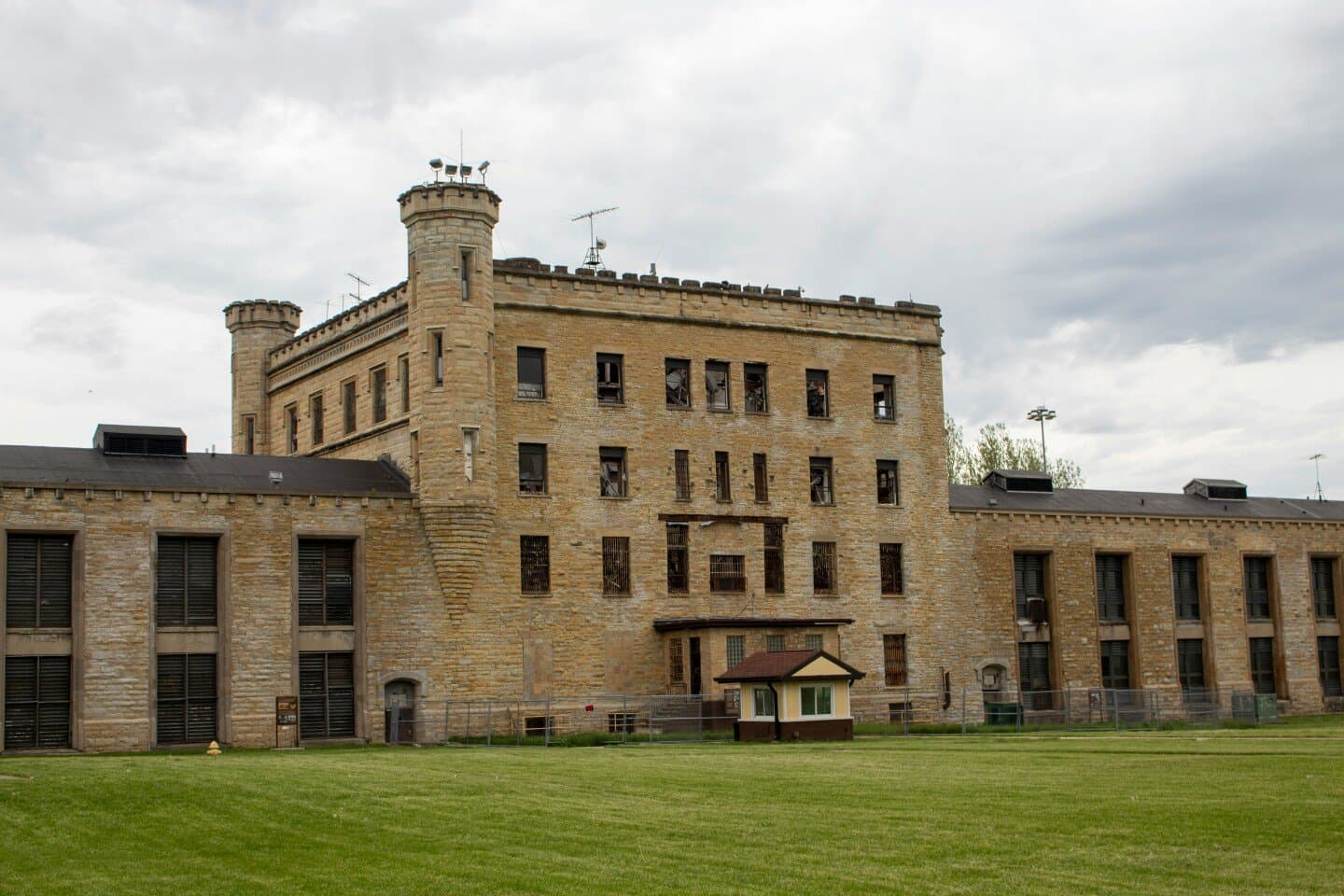 Advocate Illinois Masonic Medical Center, image 1 of 1