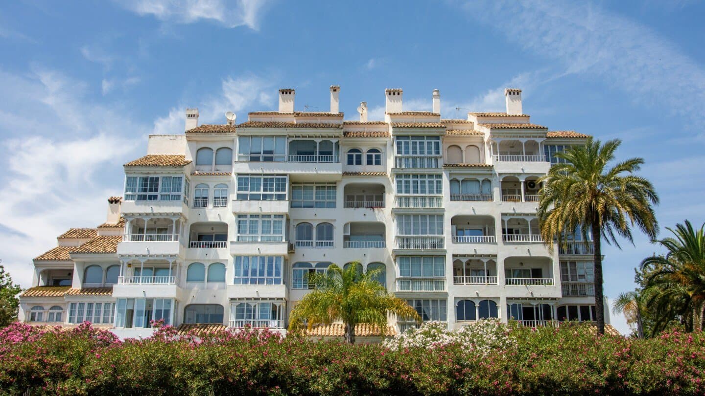 Marbella es un lujo, image 1 of 1