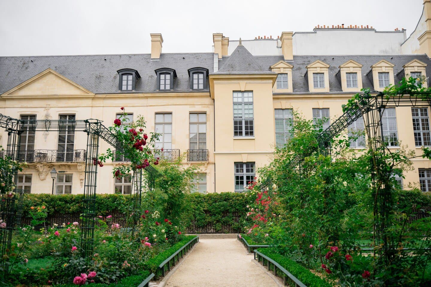 Galerie Perrotin, image 1 of 1