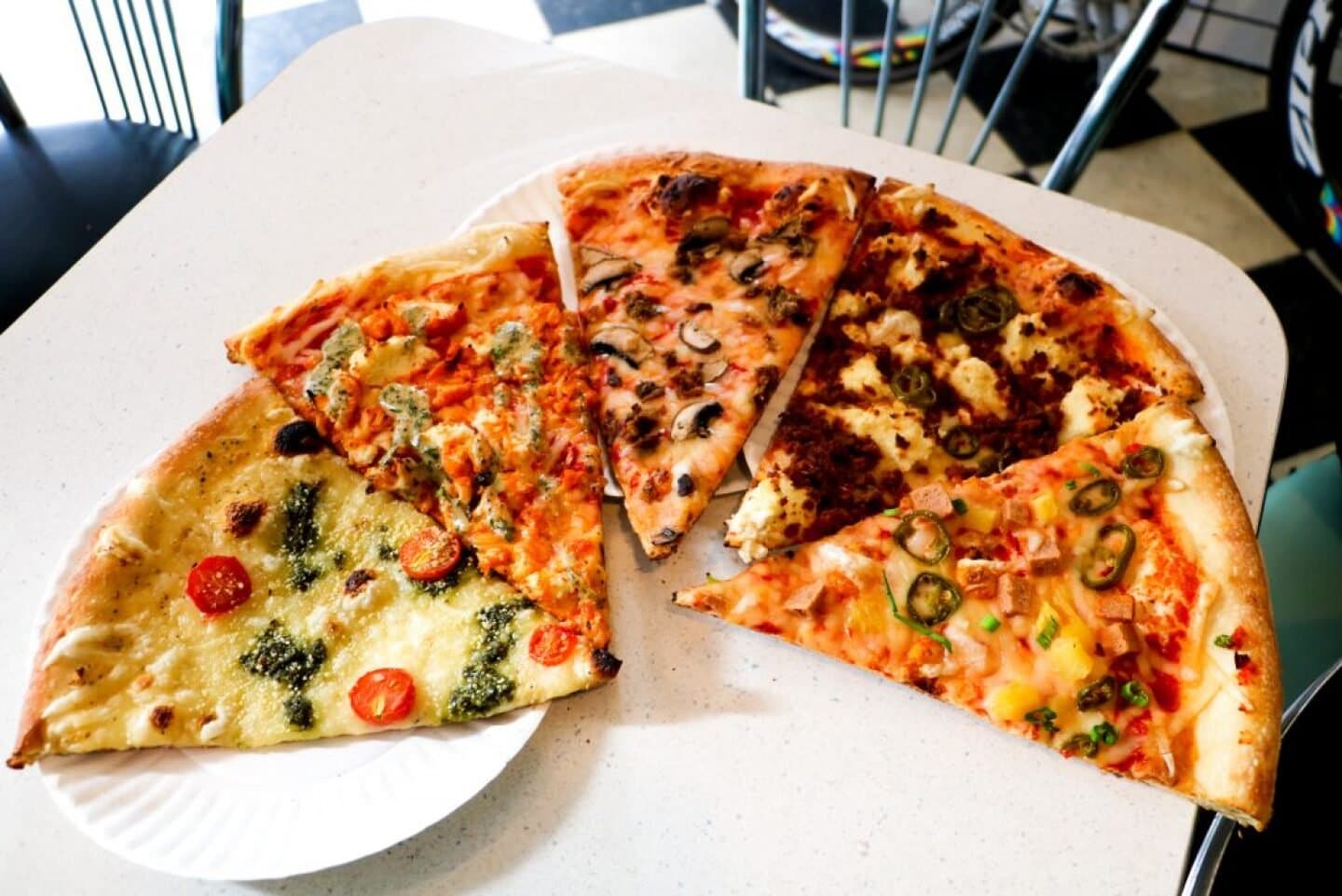 Screamers Pizzeria, image 1 of 1