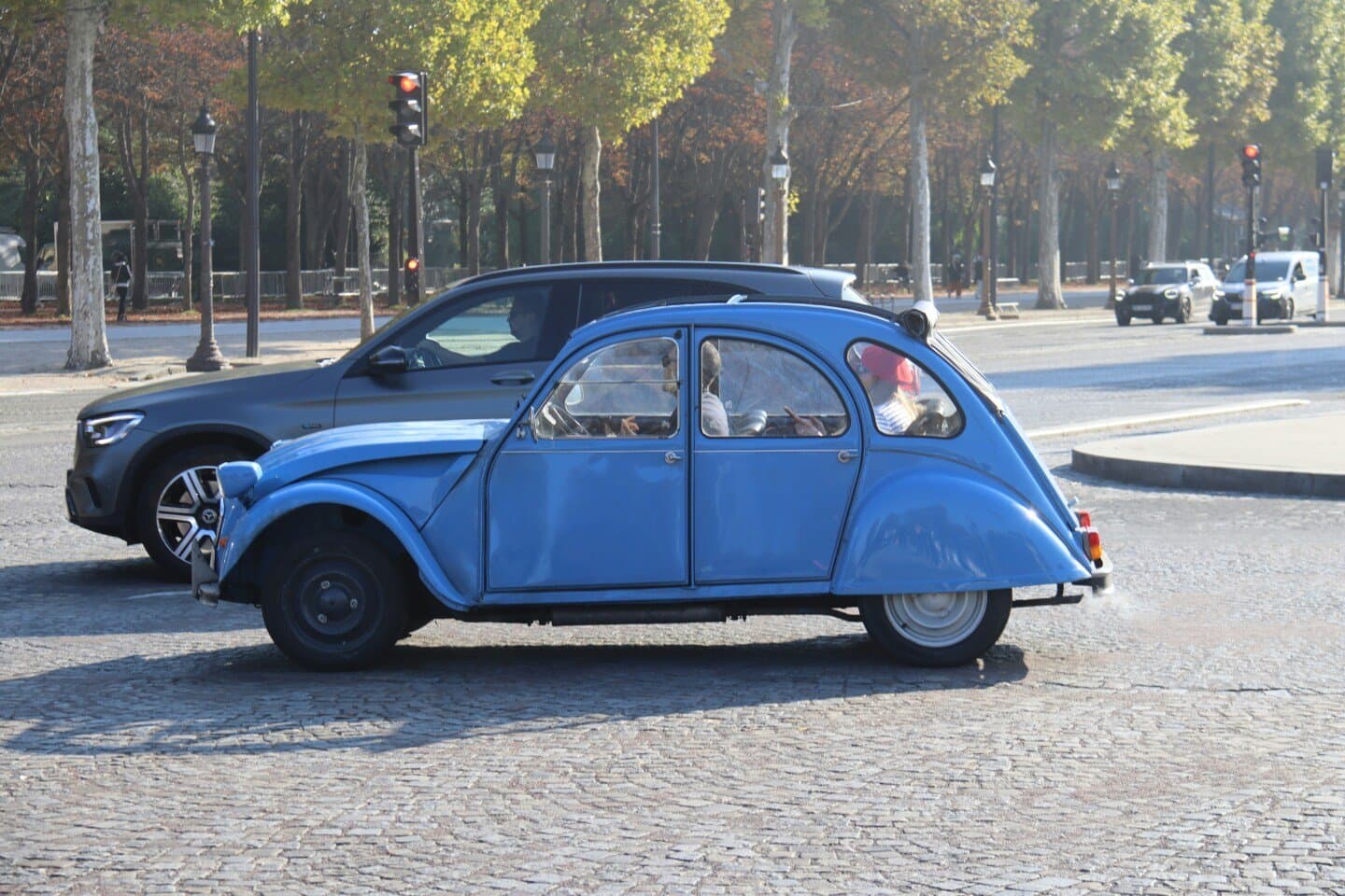 Citroen 2CV, image 1 of 1