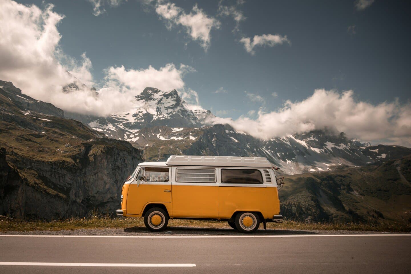 Volkswagen Kombi, image 1 of 1