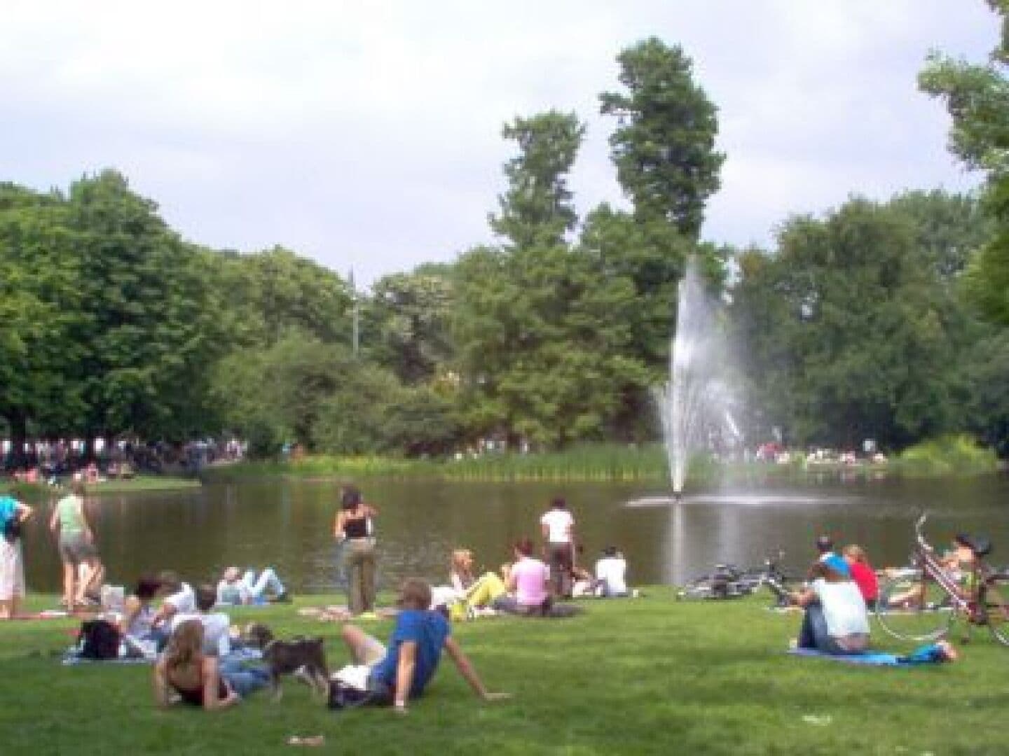 Relax in Vondelpark, image 1 of 1