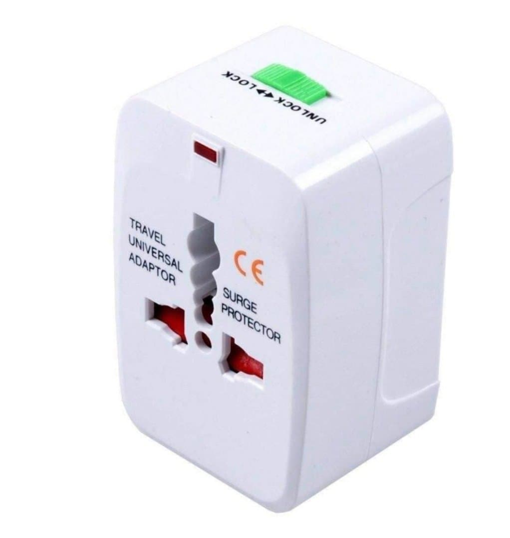 Leve adaptador de tomada universal, image 1 of 1