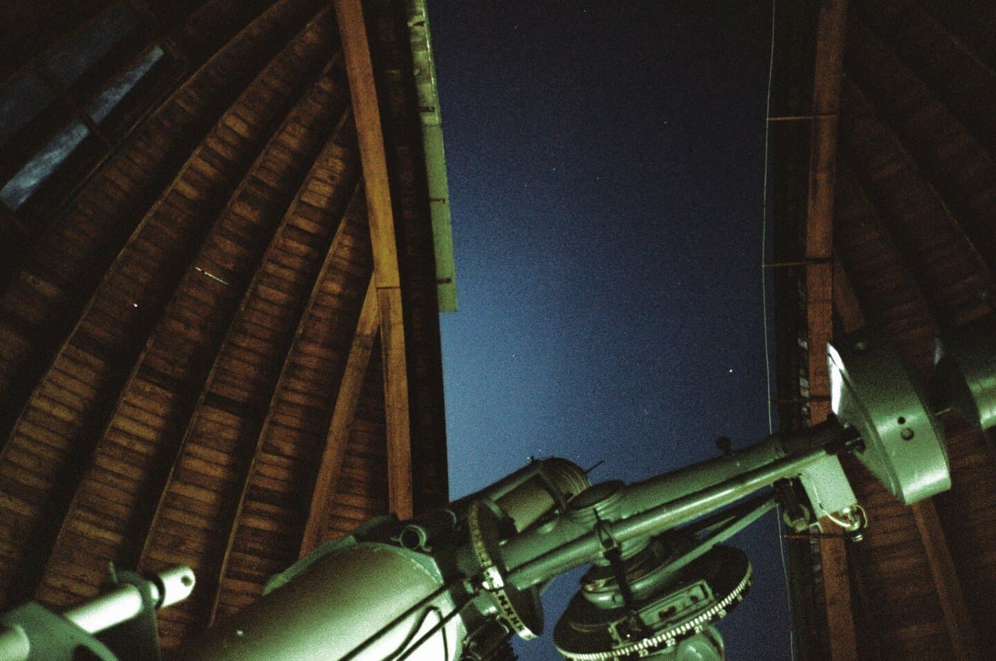 Praça dos Telescópios – Observação Noturna, image 1 of 1