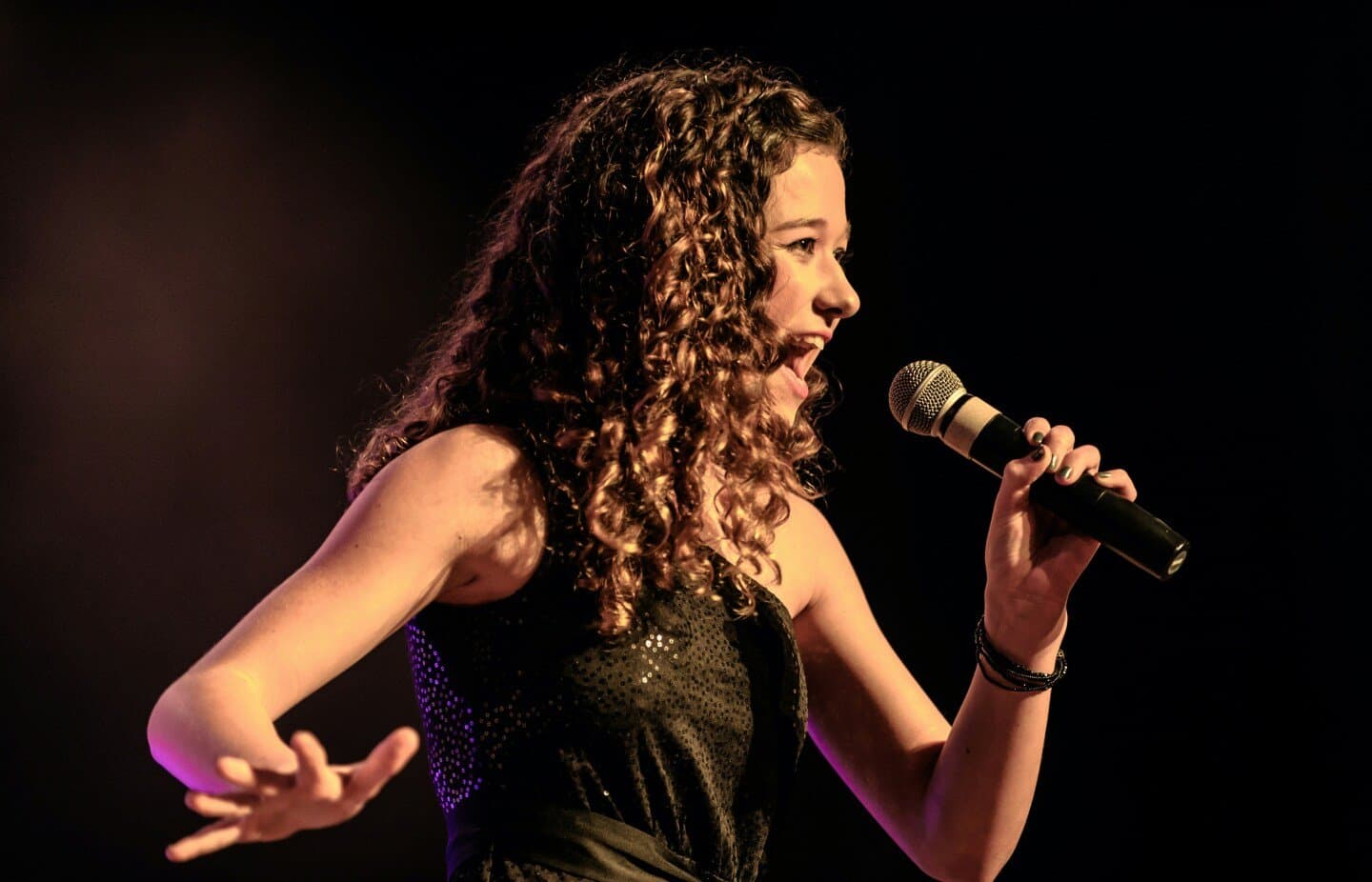 Camille à l'Alhambra, image 1 of 1
