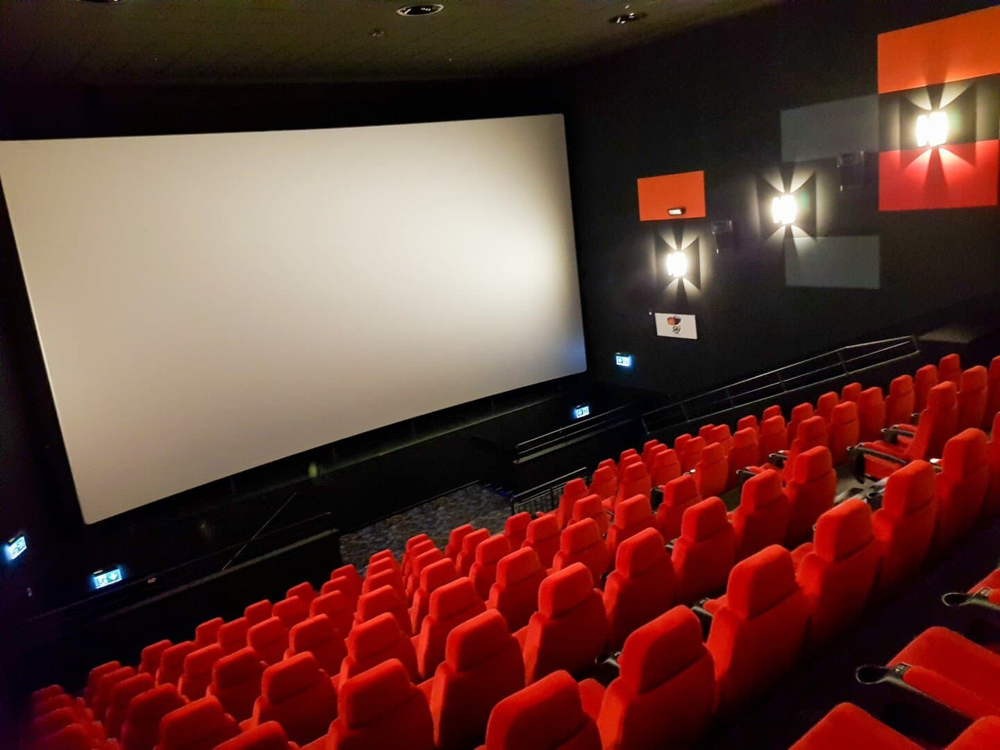 Cinema Iride, image 1 of 1